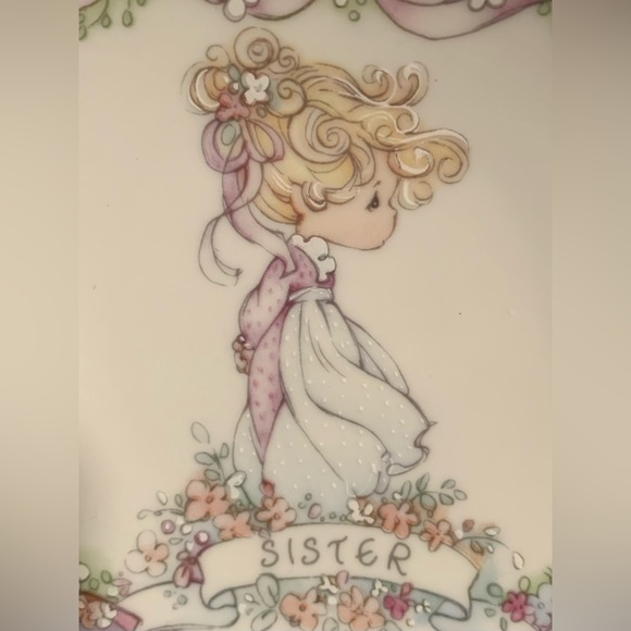 Precious Moments Sister Plaque / Mini Plate with Stand - Picture 2 of 6